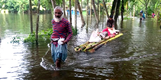 বন্যায় মৃতের সংখ্যা বেড়ে ৬৭, পানিবন্দি ৬ লাখ পরিবার