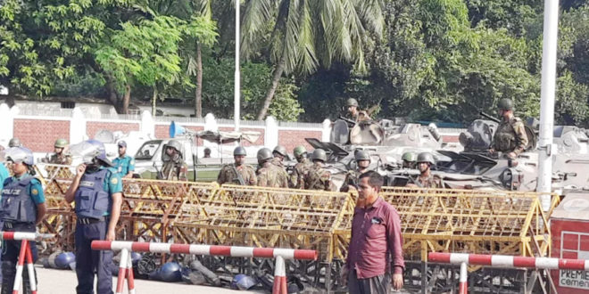 কঠোর নিরাপত্তা জোরদার বঙ্গভবনকে ঘিরে